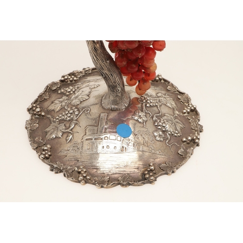 102 - AN EARLY 20TH CENTURY AMERICAN STERLING SILVER GRAPE VINE HANGER BY S.KIRK & SON CO. The base of sha... 