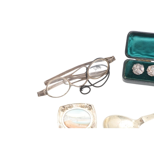 111 - MISCELLANEOUS OBJECTS OF VERTU. including a set of six silver buttons 1907 , a pair of silver framed... 