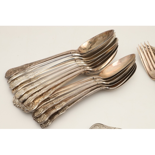 14 - A SET OF EARLY VICTORIAN SILVER KINGS HONEYSUCKLE PATTERN CUTLERY. To include: 
18 Table Spoons
18 D... 
