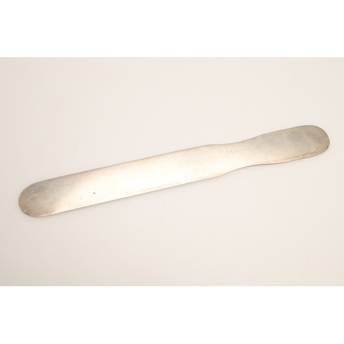 60 - A VICTORIAN IRISH SILVER PAGE TURNER. With crest and monogram engraved to the handle, hallmarked Dub... 