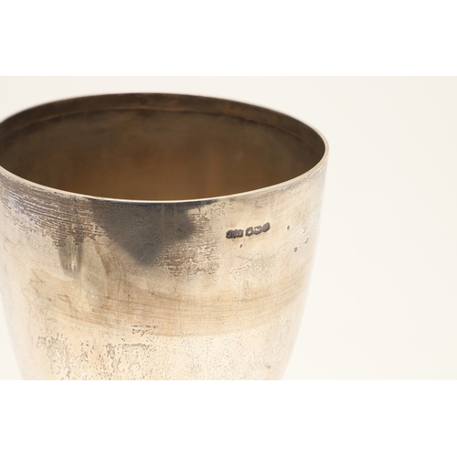 75 - A SILVER TROPHY CUP FOR THE ST LEONARDS SEA ANGLING CLUB. The silver trophy cup (Height excluding ba... 