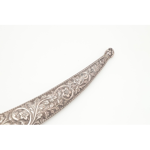 A 19TH CENTURY JADE HILTED JEWELL ENCRUSTED OTTOMAN JAMBIYA AND ...
