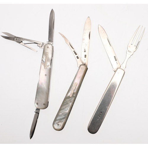 144 - A GEORGE 111 SILVER COMBINED KNIFE AND FORK , A MATCHING KNIFE AND FORK C. 1820, THREE OTHERS, VARIO... 