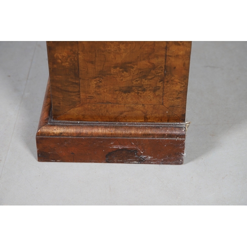 405 - A LATE 17TH/EARLY 18TH CENTURY WALNUT LONGCASE CLOCK BY JOHN CLOWES. the 11