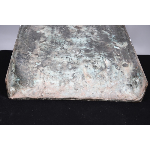 421 - A LARGE EARLY 20TH CENTURY BRONZE RELIGIOUS PLAQUE, CIRCA 1920. illustrating the joyful celebration ... 