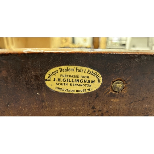 465 - A GEORGE III MAHOGANY SERPENTINE CHEST OF DRAWERS, CIRCA 1750. the top with moulded edge above brush... 