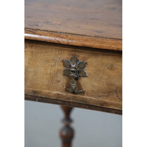 472 - A WILLIAM AND MARY FRUITWOOD SIDE TABLE. the rectangular top with moulded edge above single drawer, ... 