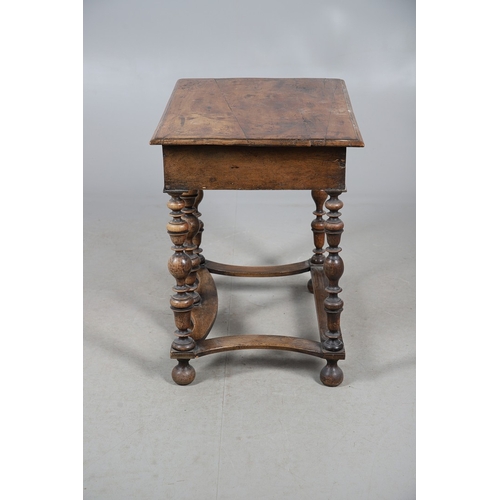 472 - A WILLIAM AND MARY FRUITWOOD SIDE TABLE. the rectangular top with moulded edge above single drawer, ... 