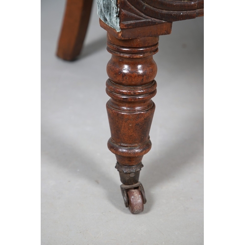 476 - A WILLIAM IV GILLOWS STYLE MAHOGANY LIBRARY CHAIR. the concave back to overstuffed arms, carved reed... 