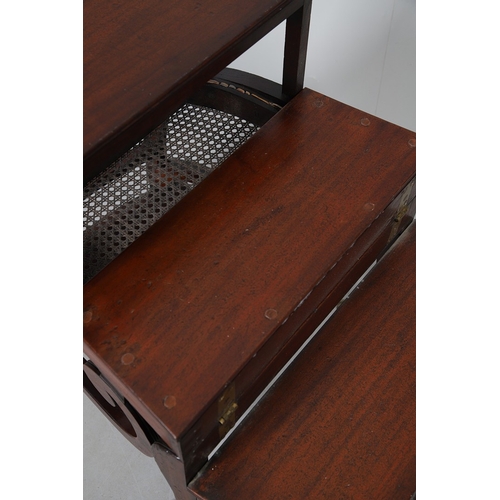 491 - A REGENCY MAHOGANY METAMORPHIC ARMCHAIR, IN THE MANNER OF MORGAN & SANDERS. converting to a flight o... 