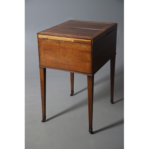 494 - A FINE GEORGE III GENTLEMAN'S MAHOGANY AND BOXWOOD STRUNG WASHSTAND. the crossbanded top opening to ... 