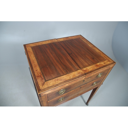 494 - A FINE GEORGE III GENTLEMAN'S MAHOGANY AND BOXWOOD STRUNG WASHSTAND. the crossbanded top opening to ... 