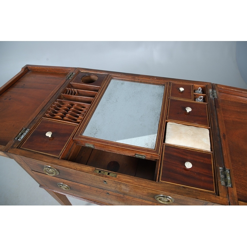 494 - A FINE GEORGE III GENTLEMAN'S MAHOGANY AND BOXWOOD STRUNG WASHSTAND. the crossbanded top opening to ... 