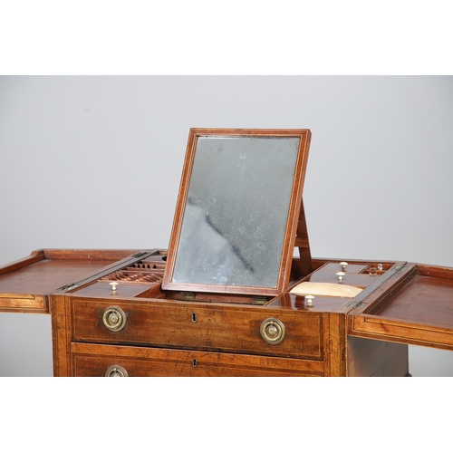 494 - A FINE GEORGE III GENTLEMAN'S MAHOGANY AND BOXWOOD STRUNG WASHSTAND. the crossbanded top opening to ... 