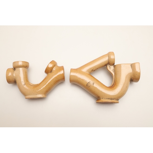 624 - UNUSUAL DOULTON LAMBETH TRADESMAN SAMPLES. An interesting collection of stoneware miniature pipes, m... 