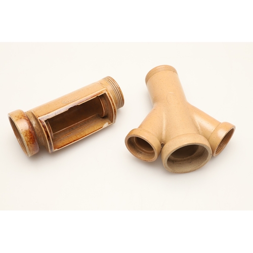 624 - UNUSUAL DOULTON LAMBETH TRADESMAN SAMPLES. An interesting collection of stoneware miniature pipes, m... 