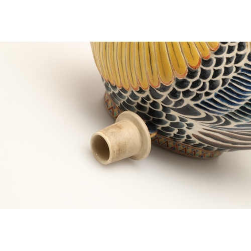 656 - JAPANESE COCKEREL SATSUMA TEAPOT. Meiji period, an unusual Satsuma teapot in the form of a Cockerel.... 