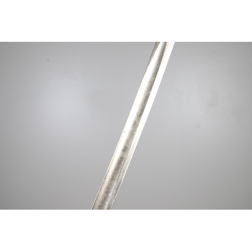 100 - AN 1890 PATTERN CAVALRY TROOPERS SWORD AND SCABBARD. With an 87 cm slightly curved and pointed blade... 