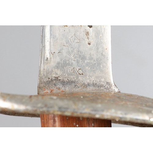 100 - AN 1890 PATTERN CAVALRY TROOPERS SWORD AND SCABBARD. With an 87 cm slightly curved and pointed blade... 