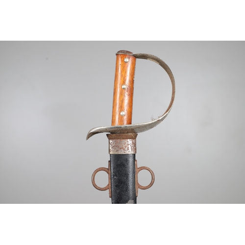 100 - AN 1890 PATTERN CAVALRY TROOPERS SWORD AND SCABBARD. With an 87 cm slightly curved and pointed blade... 
