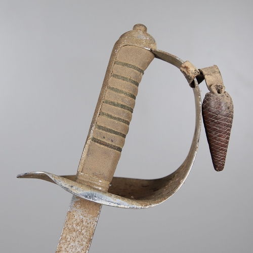 104 - A GEORGE V 1897 PATTERN SWORD. An 1897 Pattern Infantry Officers sword with an 83 cm pointed unsharp... 
