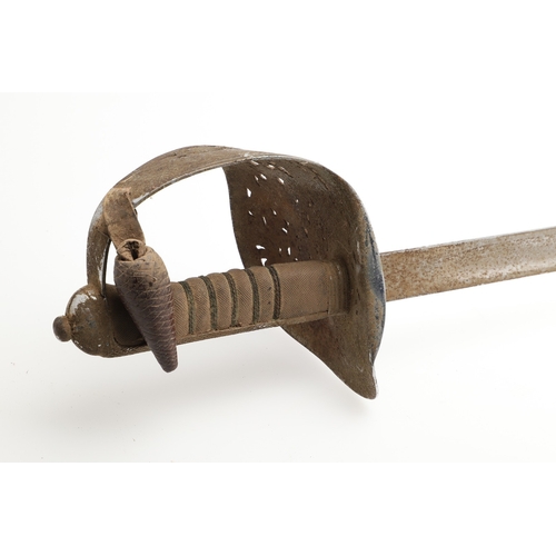 104 - A GEORGE V 1897 PATTERN SWORD. An 1897 Pattern Infantry Officers sword with an 83 cm pointed unsharp... 