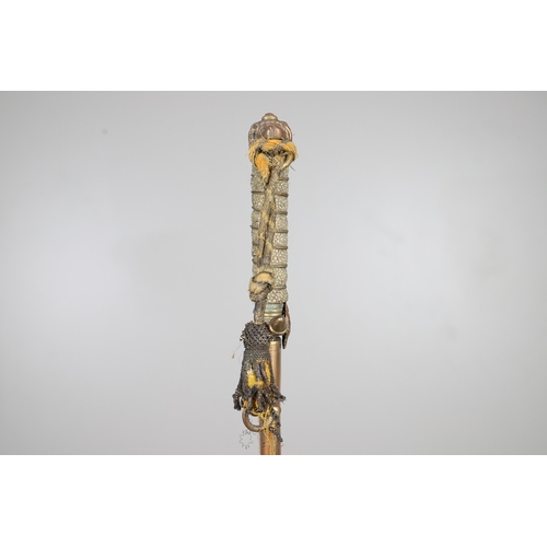109 - A VICTORIAN MIDSHIPMAN'S DIRK AND SCABBARD. With a 44 cm straight, pointed unfullered blade, the cro... 
