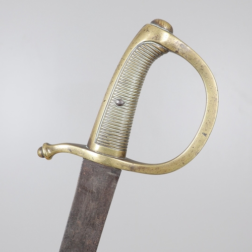 112 - A 19TH CENTURY FRENCH BRIQUET SHORT SWORD. With a 58 cm curved single edged, pointed blade with one ... 