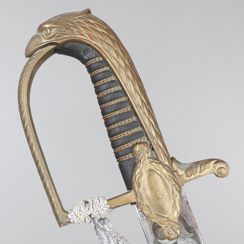 116 - A POLISH 1921/22 PATTERN CAVALRY OFFICERS SABRE. With a 77cm curved and pointed blade decorated with... 