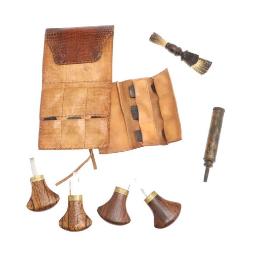 70 - TWO PAIRS OF GUNSMITHS TURN SCREWS, FLINTS AND OTHER ITEMS. Two interlocking pairs of turn screws, o... 
