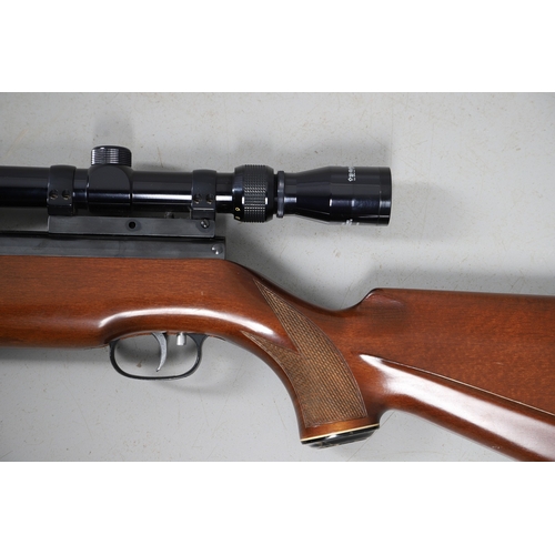 76 - A WEIHRAUCH HW 77 .22 AIR RIFLE. A .22 air rifle with a 39.5 cm barrel, variously stamped: Weihrauch... 
