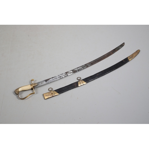 81 - A GEORGE III NAVAL OFFICER'S SWORD AND SCABBARD BY DRURY OF LONDON. The 82 cm broad curved blade wit... 