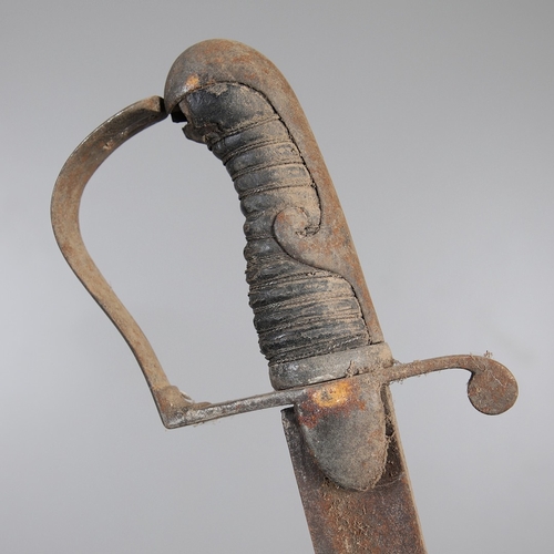 83 - A 1796 PATTERN LIGHT CAVALRY OFFICER'S SWORD. With a broad 82 cm curved, single edged, pointed blade... 