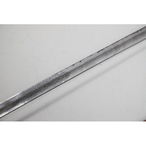 87 - A GEORGE V ROYAL ARTILLERY 1821 PATTERN SWORD AND SCABBARD BY G. B. WINTER AND SON. With an 89 cm po... 