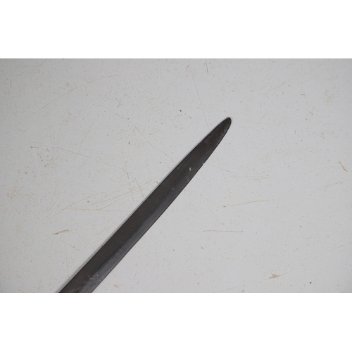 91 - A VICTORIAN 1822 PATTERN INFANTRY OFFICER'S SWORD. With an 80 cm slightly curved, pointed blade with... 