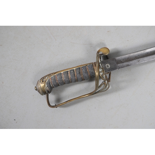 91 - A VICTORIAN 1822 PATTERN INFANTRY OFFICER'S SWORD. With an 80 cm slightly curved, pointed blade with... 