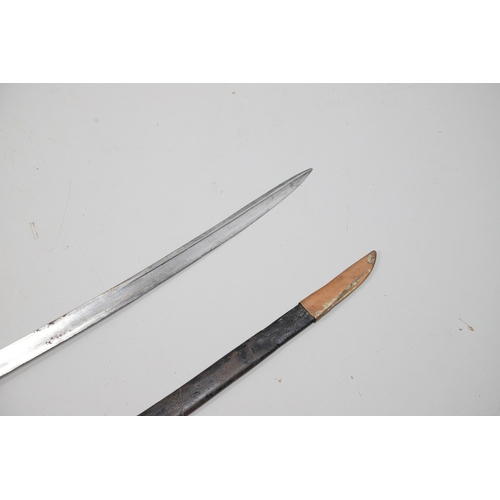 95 - A VICTORIAN 1845 PATTERN INFANTRY OFFICER'S SWORD AND SCABBARD. With an 81 cm spear pointed blade wi... 