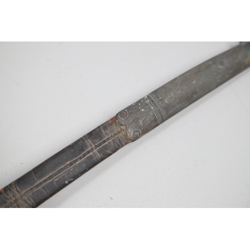 96 - A VICTORIAN 1854 PATTERN SWORD AND SCABBARD. An 1854 pattern sword with an 82 cm tapering, pointed p... 