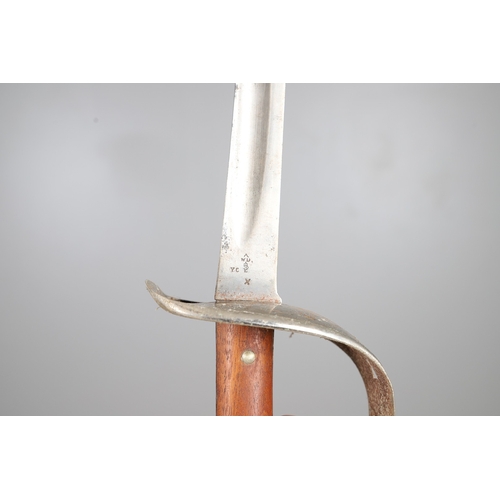 99 - AN 1890 PATTERN CAVALRY TROOPERS SWORD AND SCABBARD. With an 87 cm slightly curved and pointed blade... 