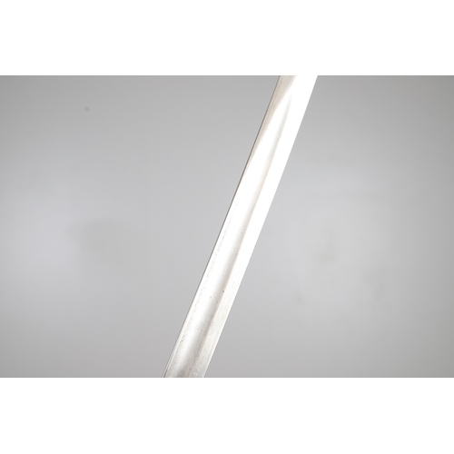 99 - AN 1890 PATTERN CAVALRY TROOPERS SWORD AND SCABBARD. With an 87 cm slightly curved and pointed blade... 
