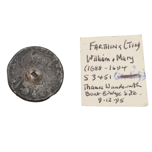 1012 - A WILLIAM AND MARY TIN FARTHING, THAMES FIND. A William And Mary Tin Farthing, double bust r. revers... 