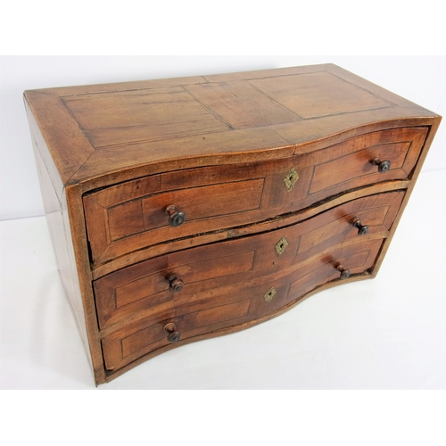 32 - SERPENTINE FRONT COLLECTORS CHEST/CANTEEN OF 3 DRAWERS