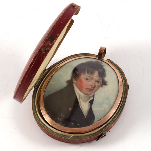 93 - VERY GOOD QUALITY 19TH CENTURY OVAL PORTRAIT MINIATURE IN GOLD FRAME WITH GLAZED MOURNING PANEL BACK... 