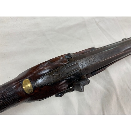 257 - PERCUSSION 8 BORE ENGLISH GUN WITH RAM ROD, 42INS. BARREL