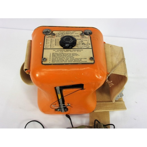 265 - US ARMY PACIFIC DIVISION EMERGENCY RADIO TRANSMITTER/SIGNAL LAMP, APPEARS IN WORKING ORDER