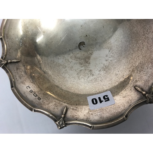 510 - SILVER FOOTED BOWL, SCALLOPED FORM, APPROX. 21 cm DIA, BIRMINGHAM 1931, MAKERS MARK INDISTINCT, APPR... 