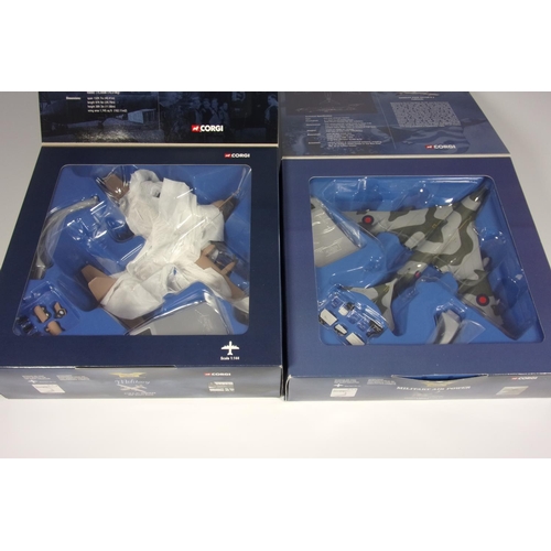 126 - CORGI AVIATION MILITARY AIR POWER AA31601 HANDLEY PAGE VICTOR K2 FALKLANDS 1:144 AND 48405 C-130K DE... 