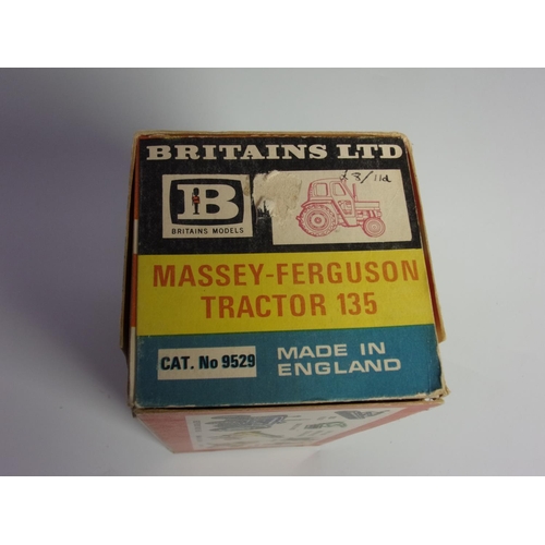 464 - BOXED BRITAIN’S LIMITED MASSEY FERGUSON TRACTOR 135 CATALOGUE NUMBER 9529 IN ORIGINAL BOX IN FAIR TO... 