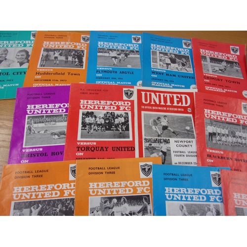 175 - LARGE QUANTITY OF HEREFORD UNITED FOOTBALL CLUB PROGRAMMES APPROX 29 MANY FROM THE 1973-74 SEASON MA... 