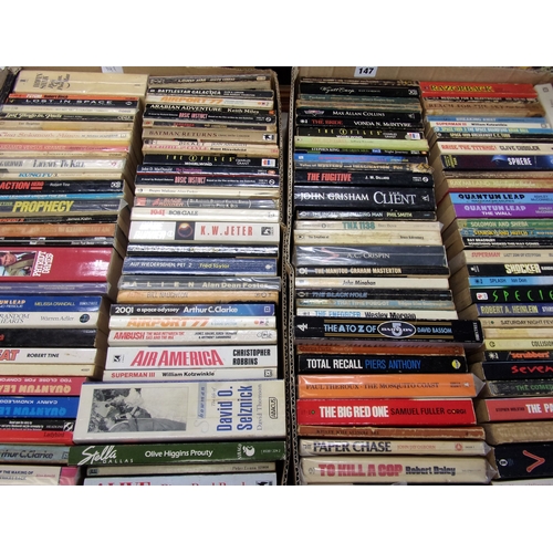 147 - 2 TRAYS OF MOVIE AND TV RELATED PAPERBACK SOME SCI-FI INCLUDING 2001 A SPACE ODYSSEY RED HEAT FUGITI... 